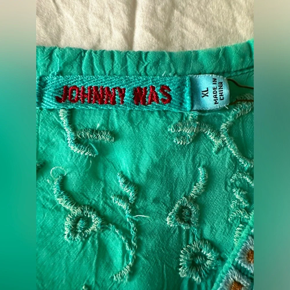 💚💙Gorgeous Johnny Was Aqua Green Blouse! - Picture 10 of 13